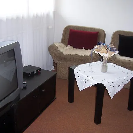 Гостевой дом Restaurace Bowling Rakovec